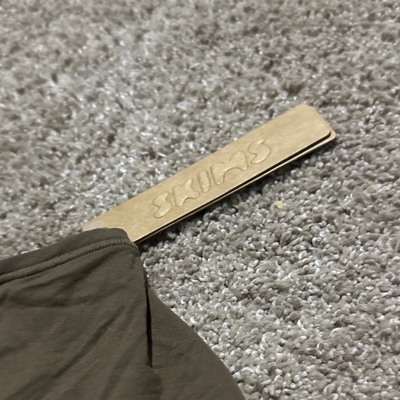 Skims High-Waisted Brown Briefs - Picture 2 of 2